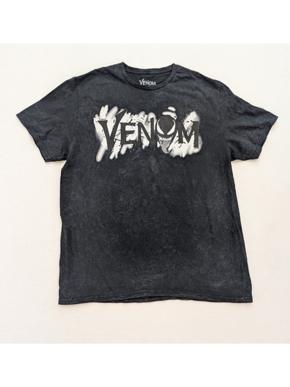 Venom Marvel Men's T-shirt Size 2XL Black Short Sleeve Spiderman Comics